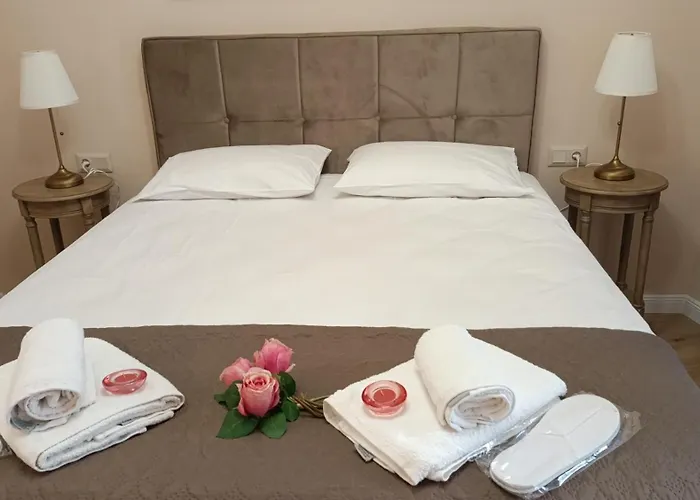 Coolio's * Corfu (city)