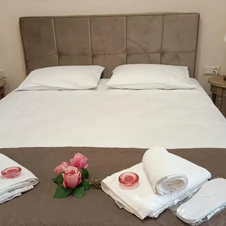 Coolio's * Corfu (city)